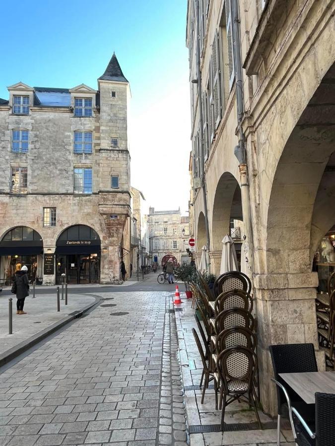 Appartement T3 Tout Confort En Duplex A 20Mn A Pied Du Centre-Ville Avec Tv Et Wifi La Rochelle  Kültér fotó